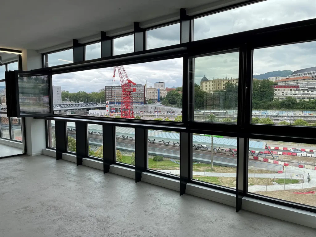 Oficinas en Deusto Ventanas Correderas